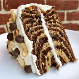 chocolate peanut butter cake slice
