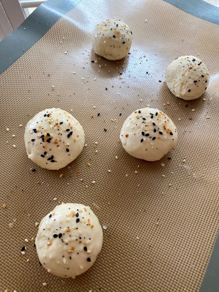 healthy stuffed bagel bombs