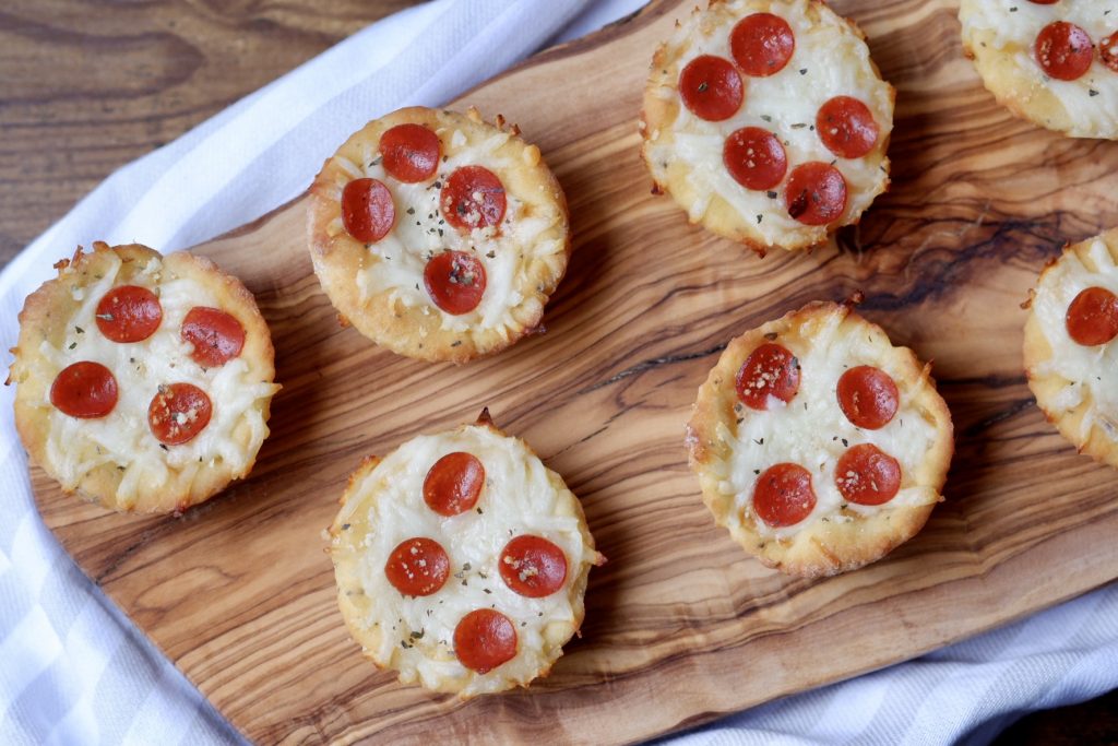 mini deep dish pizzas