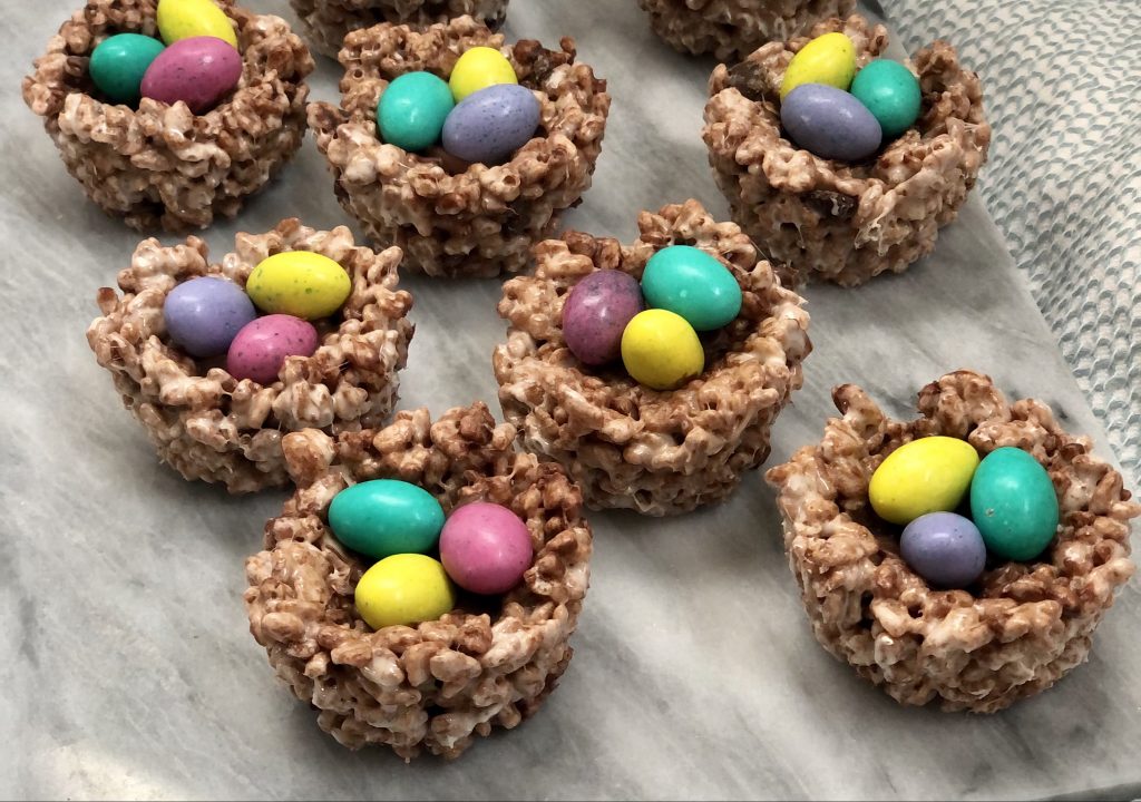 Rice krispie bird nests