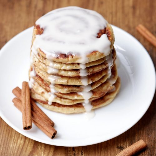 cinnamon swirl greek yogurt pancakes