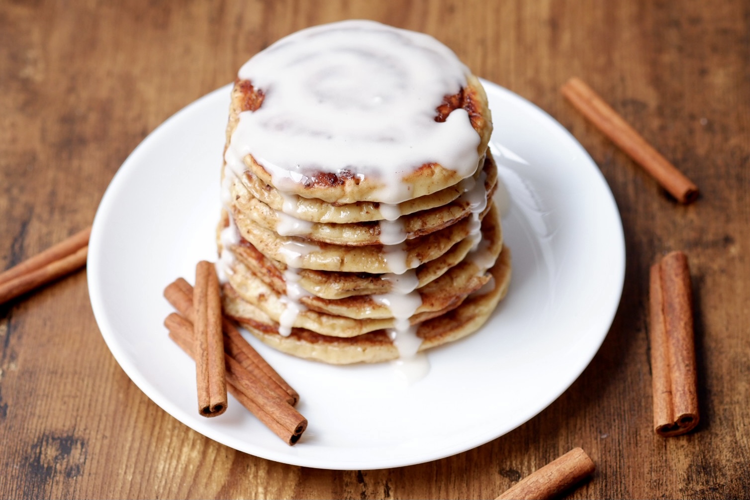 cinnamon swirl greek yogurt pancakes
