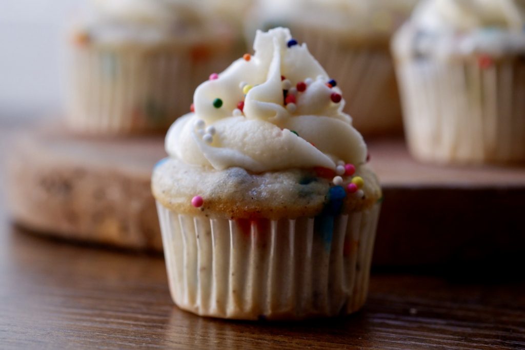 healthier funfetti cupcakes