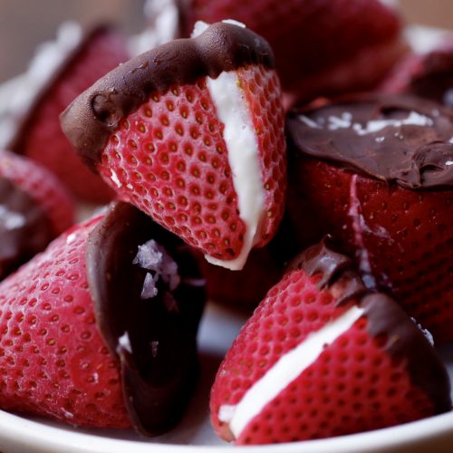 strawberry cheesecake bites