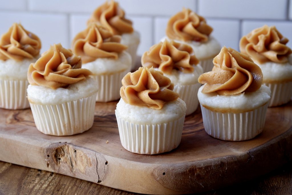 Healthy peanut butter and jelly cupcakes