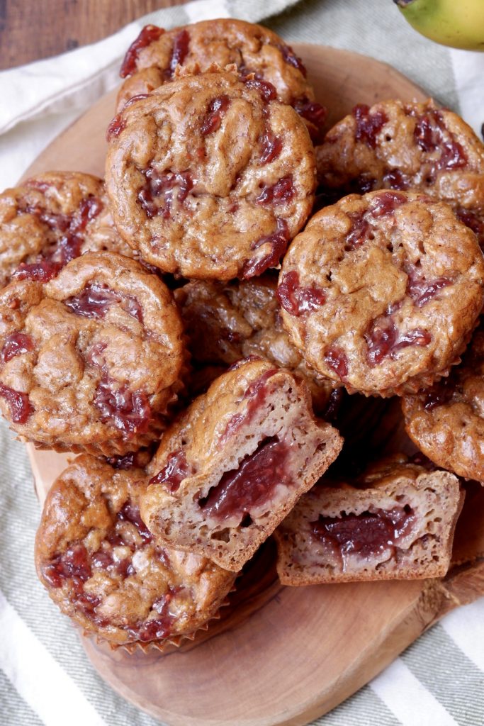 pb & j banana muffins