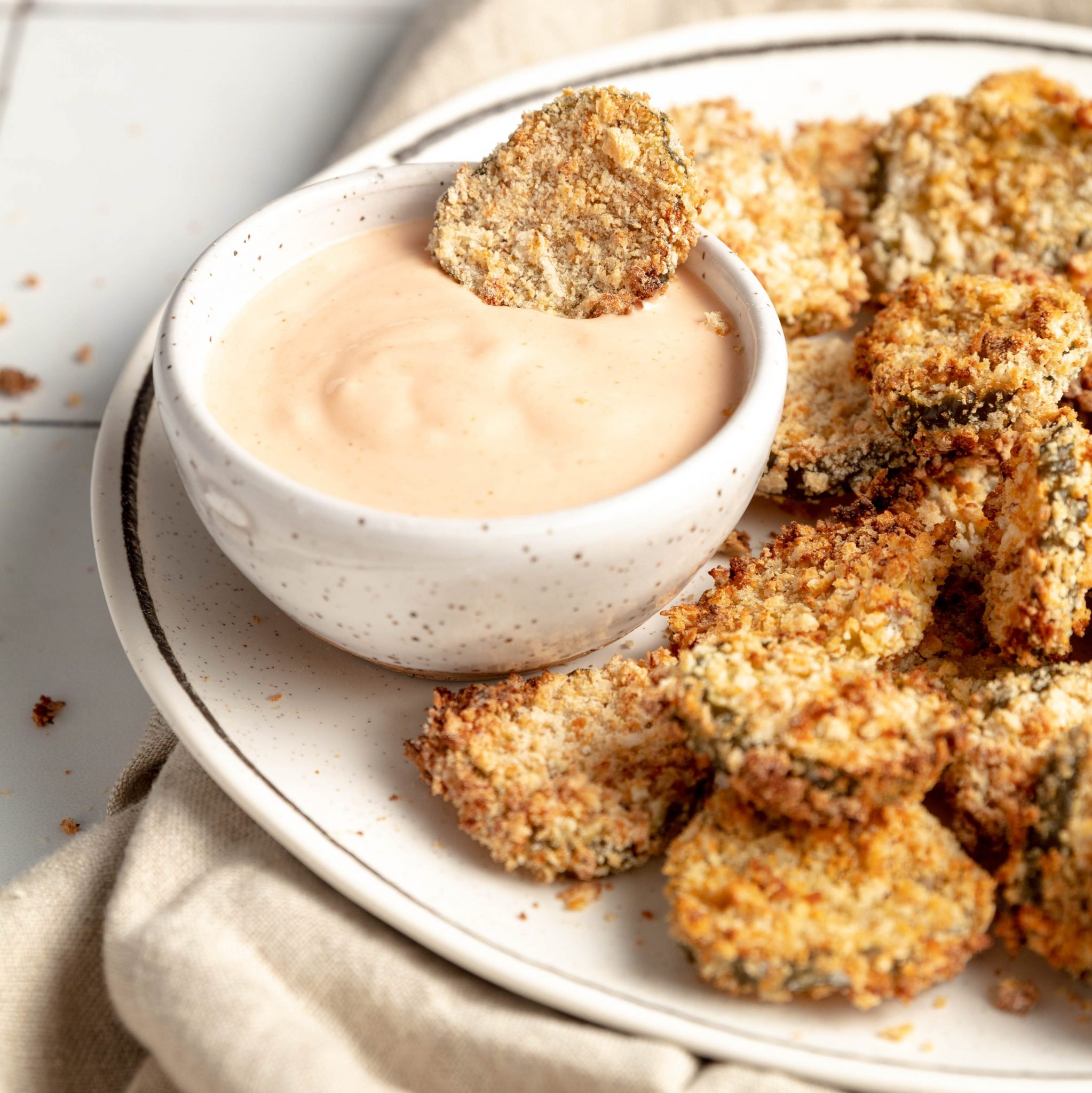 Air Fryer Fried Pickles with Tangy Dipping Sauce - Food By The Gram