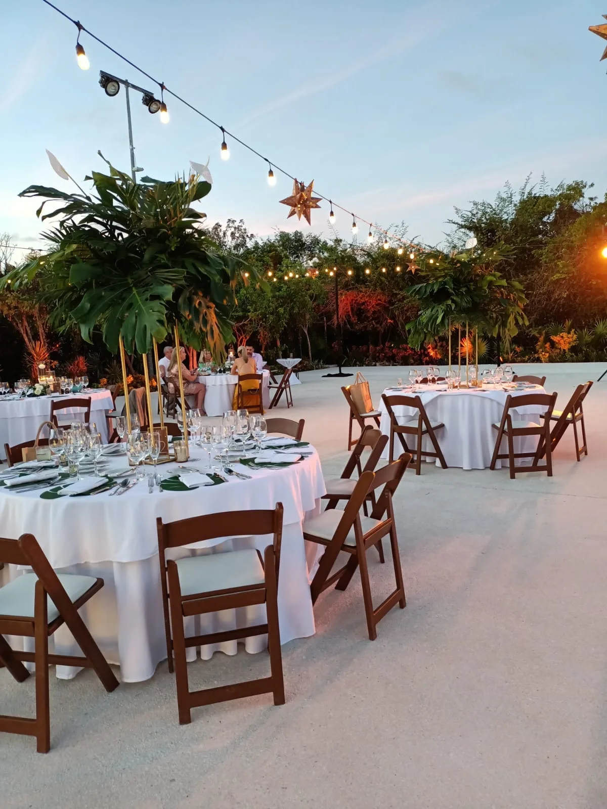 destination wedding at unico 2087