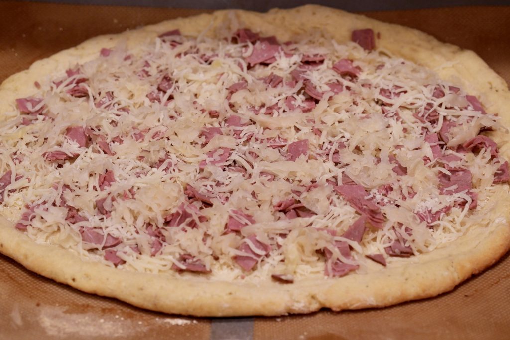 reuben pizza