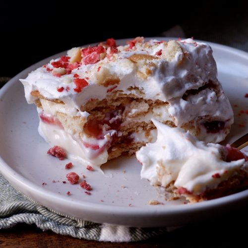 strawberry cheesecake icebox cake