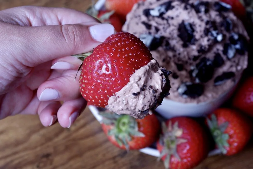 oreo fluff dip