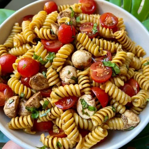 caprese pasta salad