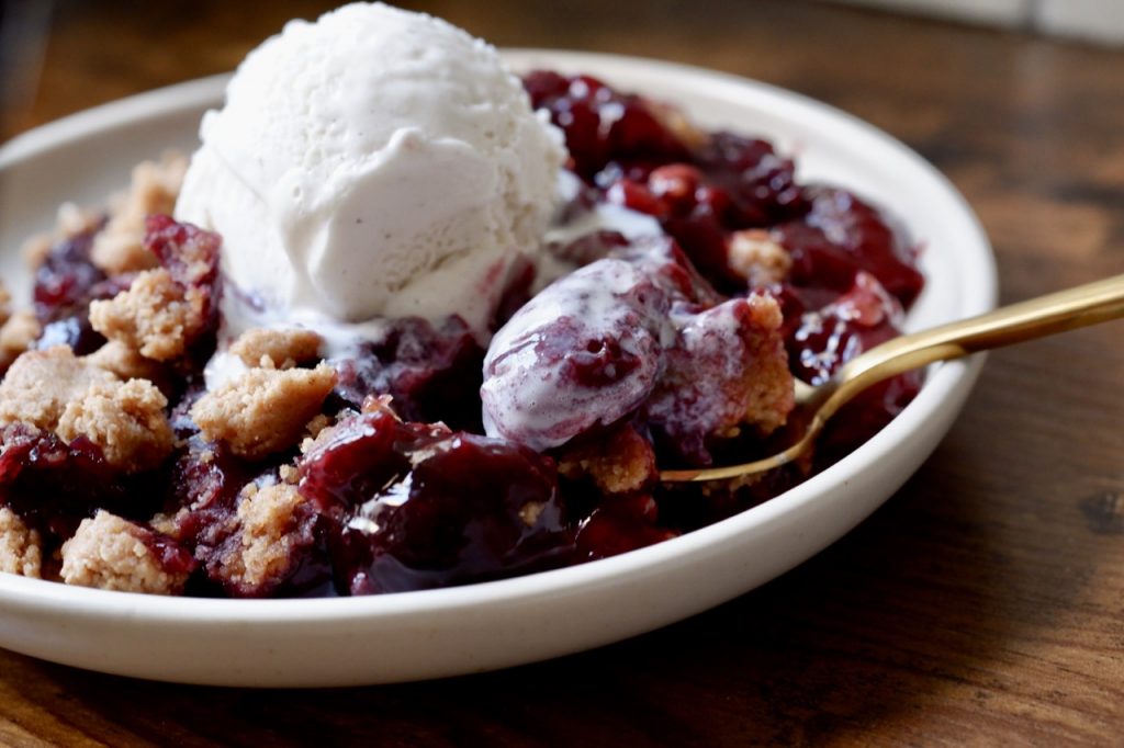 healthy cherry cobbler