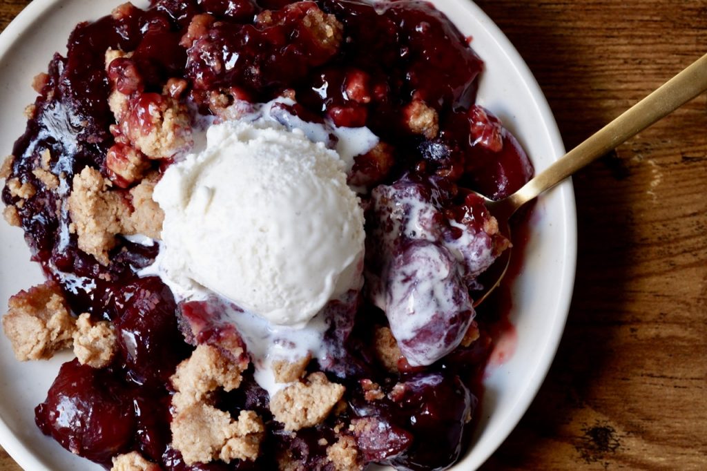 healthy cherry cobbler