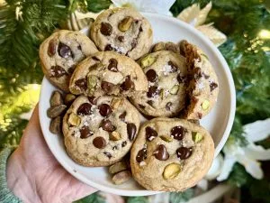 brown butter pistachio chocolate chip cookies