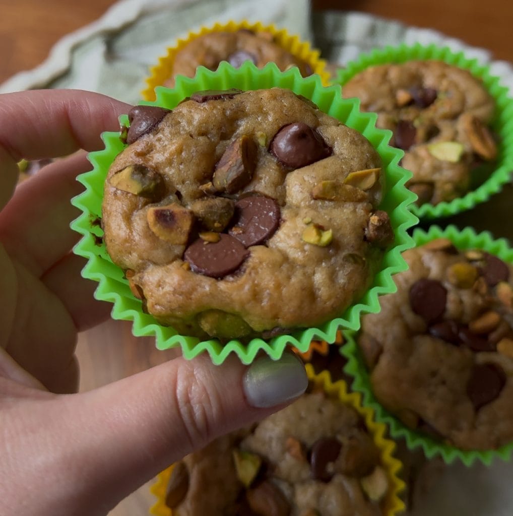 greek yogurt banana muffins