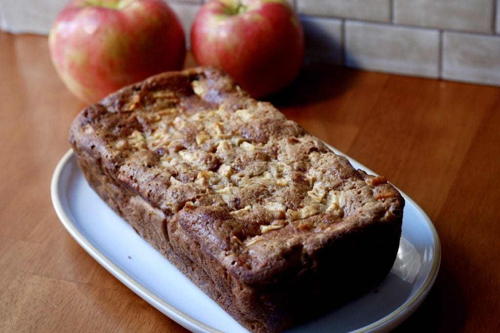 Healthy Cinnamon Apple Bread