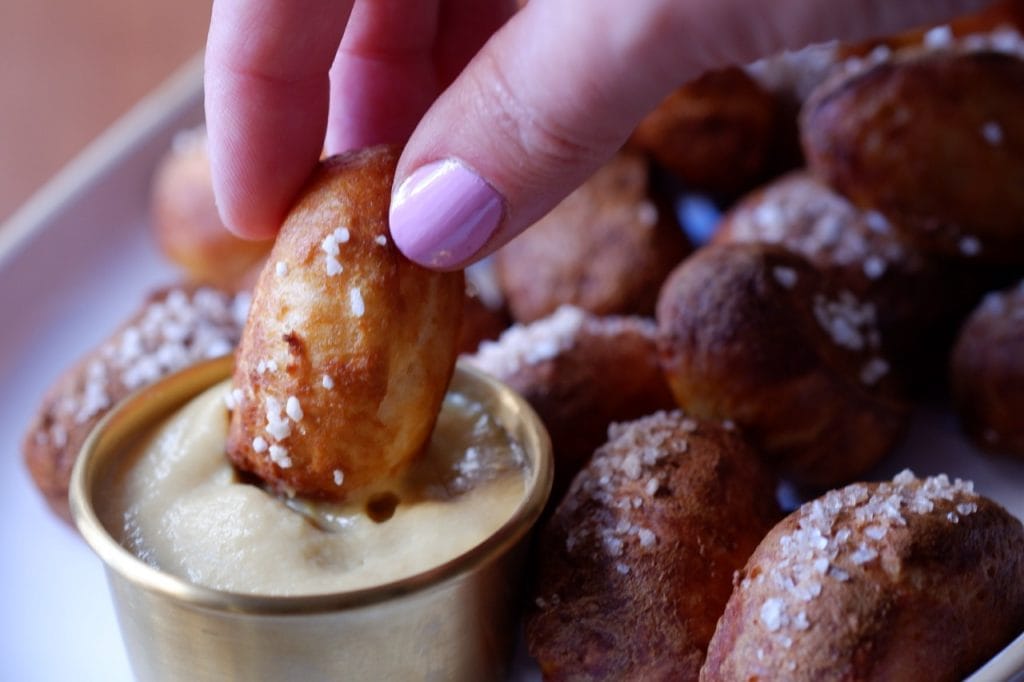 healthy air fryer pretzel bites
