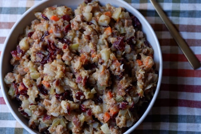 easy thanksgiving stuffing