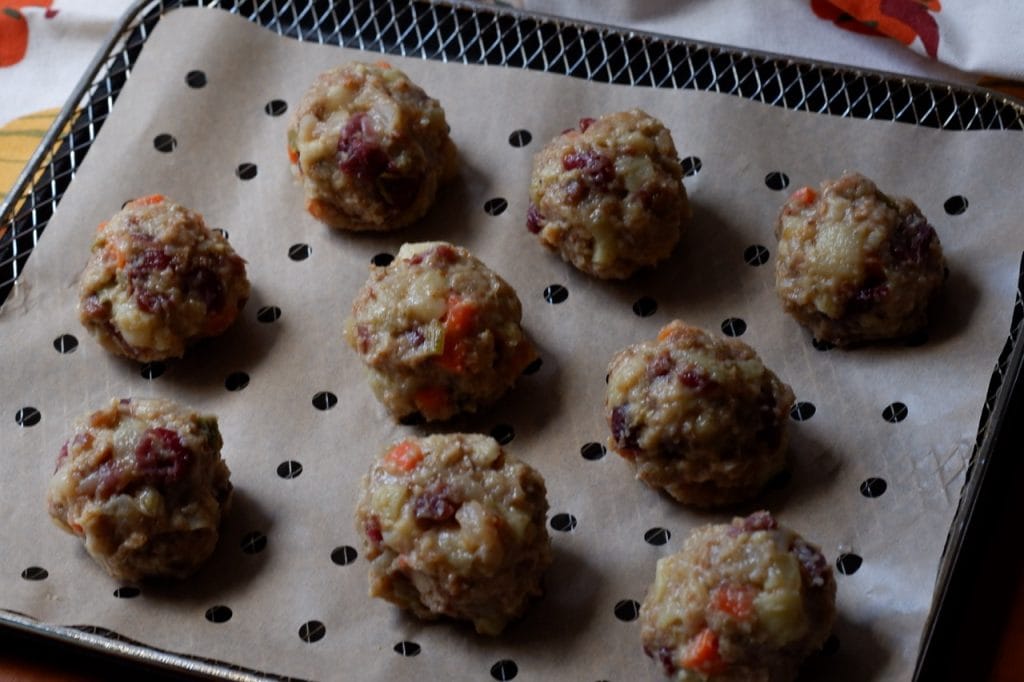 leftover thanksgiving stuffing balls