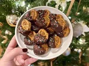 Gingerbread Peanut Butter Pretzel Bites