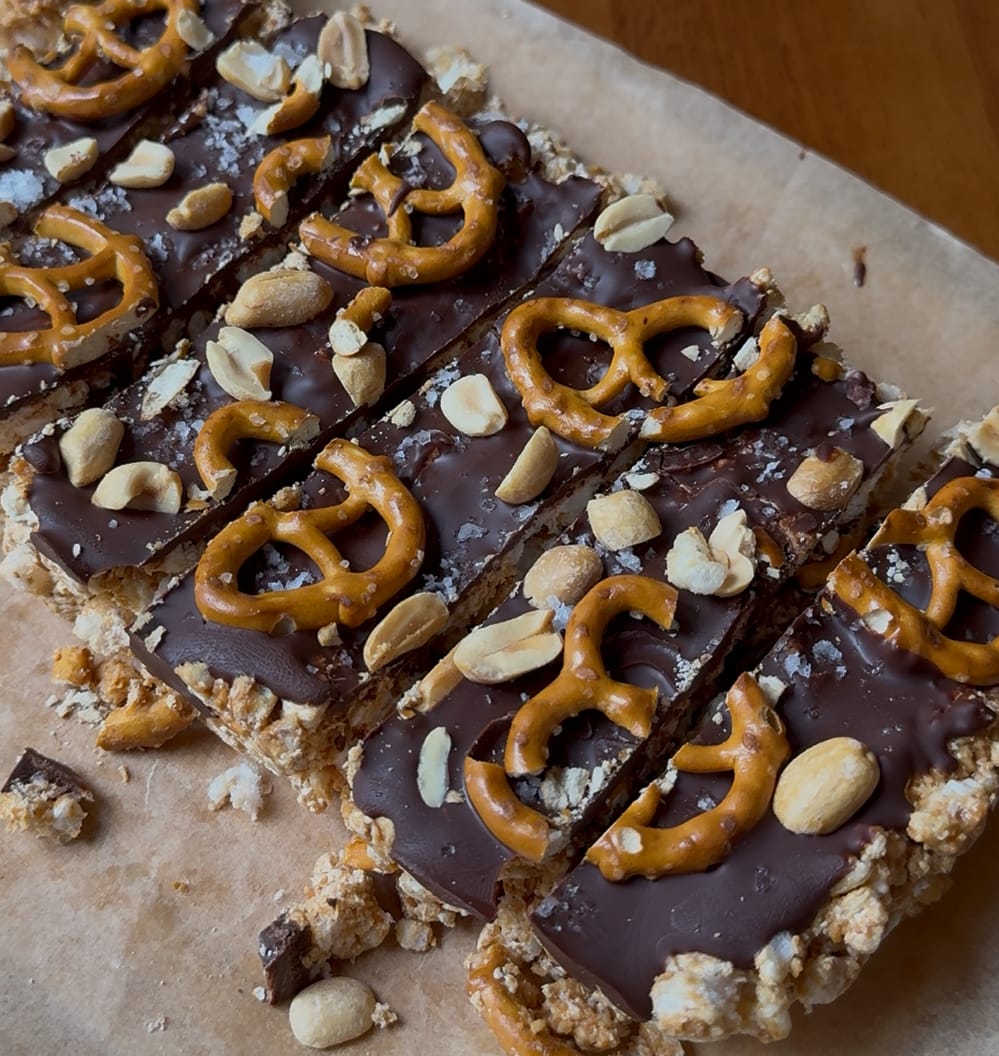 Fluffernutter Pretzel Crunch Bars
