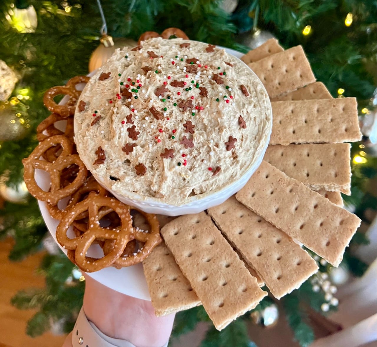 Gingerbread Fluff Dip
