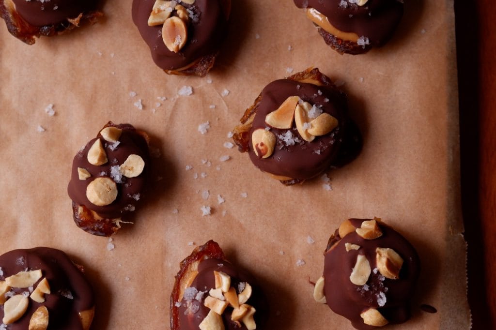 banana snickers bites