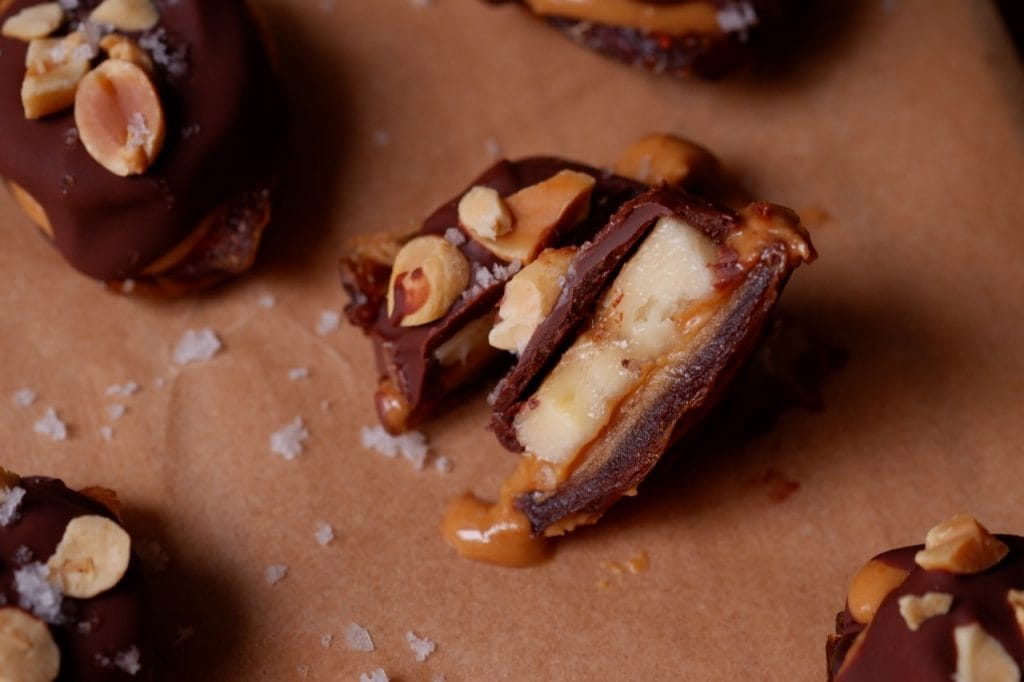banana snickers bites