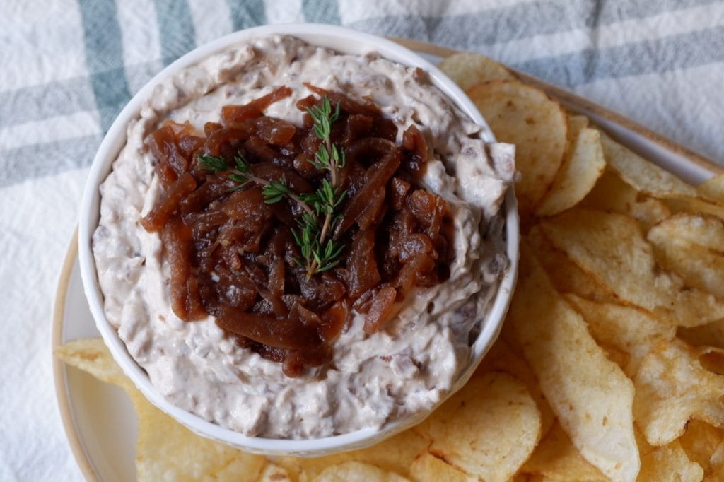 healthy caramelized onion dip