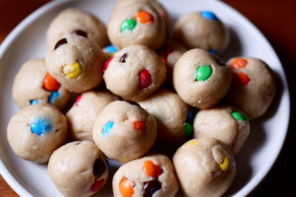 Healthy Edible M&M Cookie Dough