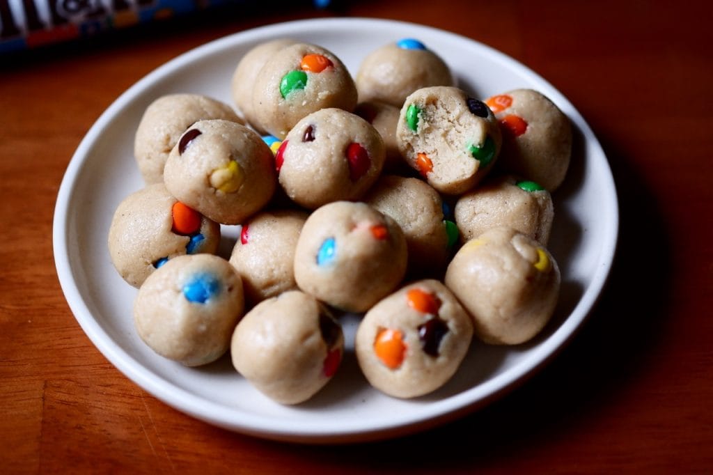 Healthy Edible M&M Cookie Dough